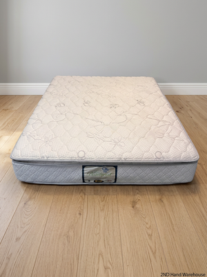 Beautyrest Double Mattress with Quilted Top — Very Good Condition