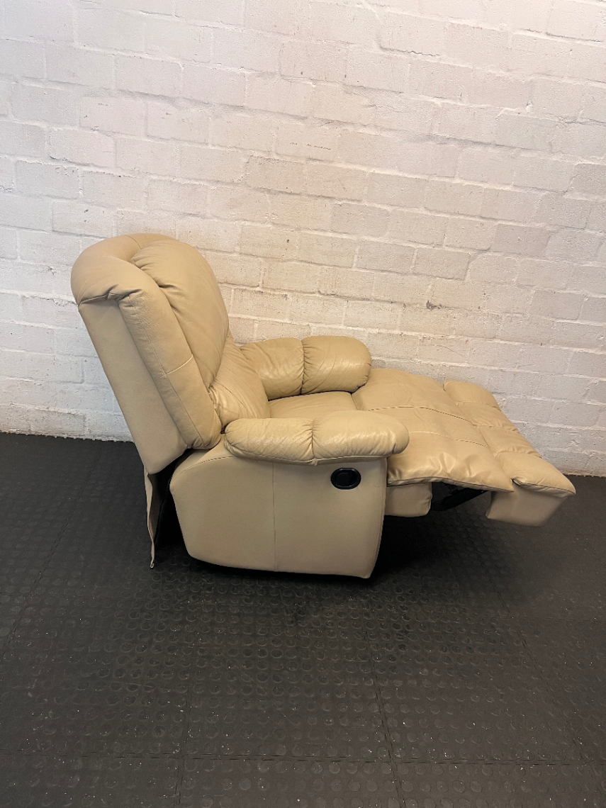 Beige Leather Manual Recliner Armchair - Visible Wear - 2ndhandwarehouse.com