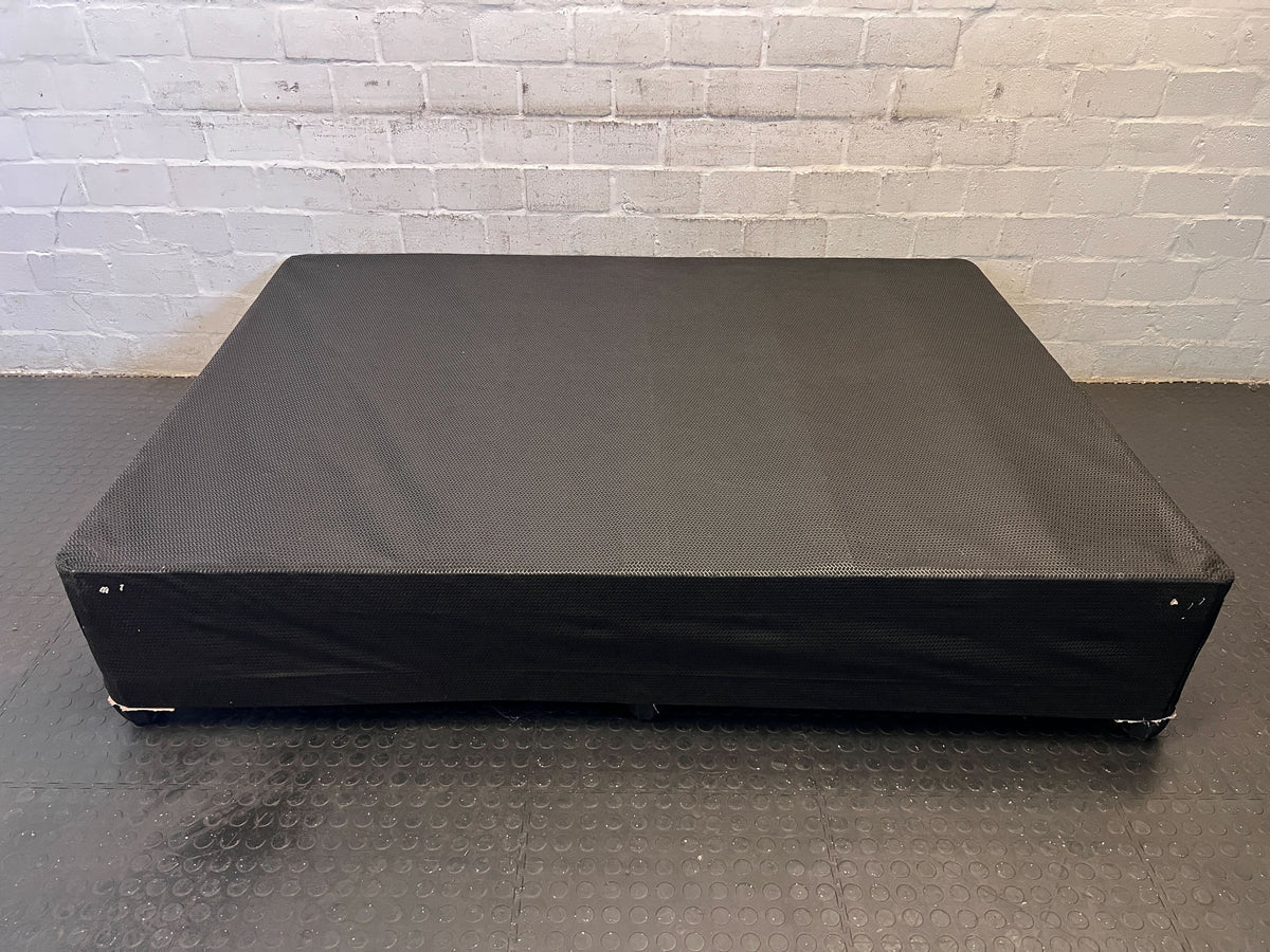 Black Fabric Double Bed Base - Minimal Wear, Sturdy Design - 2ndhandwarehouse.com