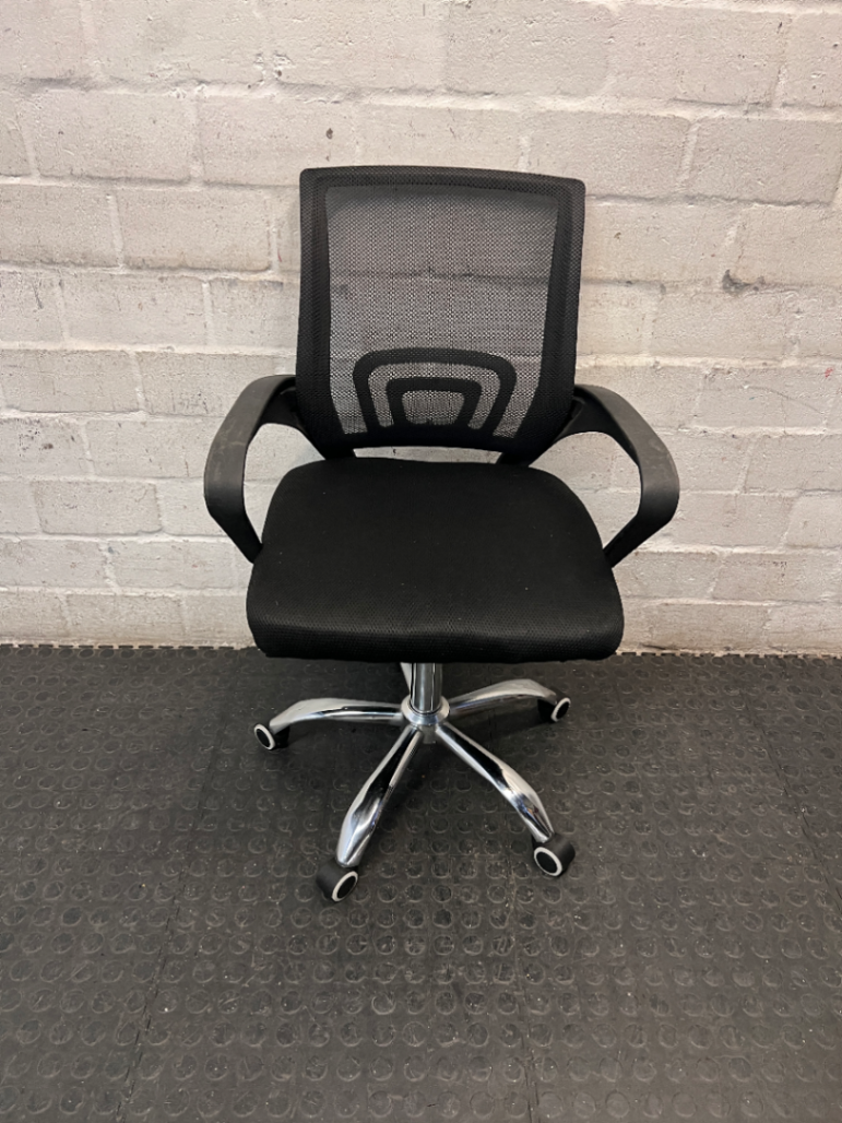 Black Mesh Mid-Back Office Chair with Chrome Base — Good Condition with Scuffs on Armrest