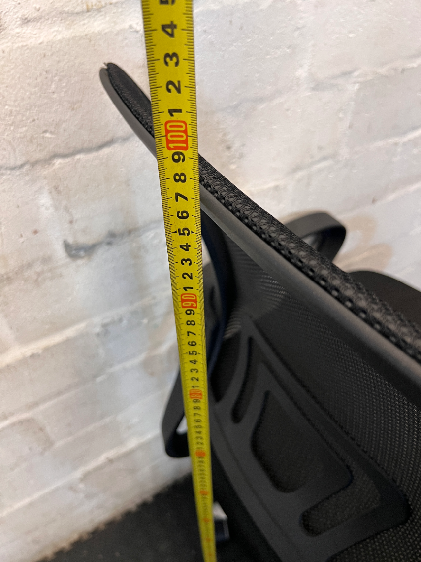 Black Mid Back Mesh Office Chair - Good Condition (As-Is) - 2ndhandwarehouse.com