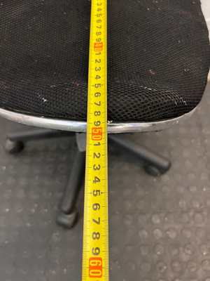 Black Swivel Office Chair - Well Used & Dusty - 2ndhandwarehouse.com