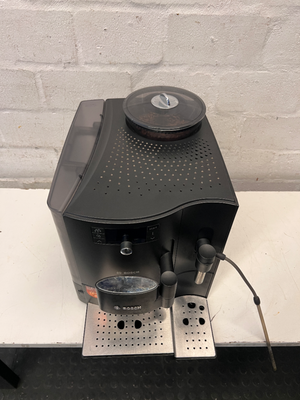 Bosch Automatic Coffee Machine in Black — Good Working O - 2ndhandwarehouse.com