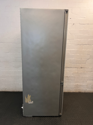 Bosch Series 6 White Glass Front Fridge-Freezer — Good Working Order