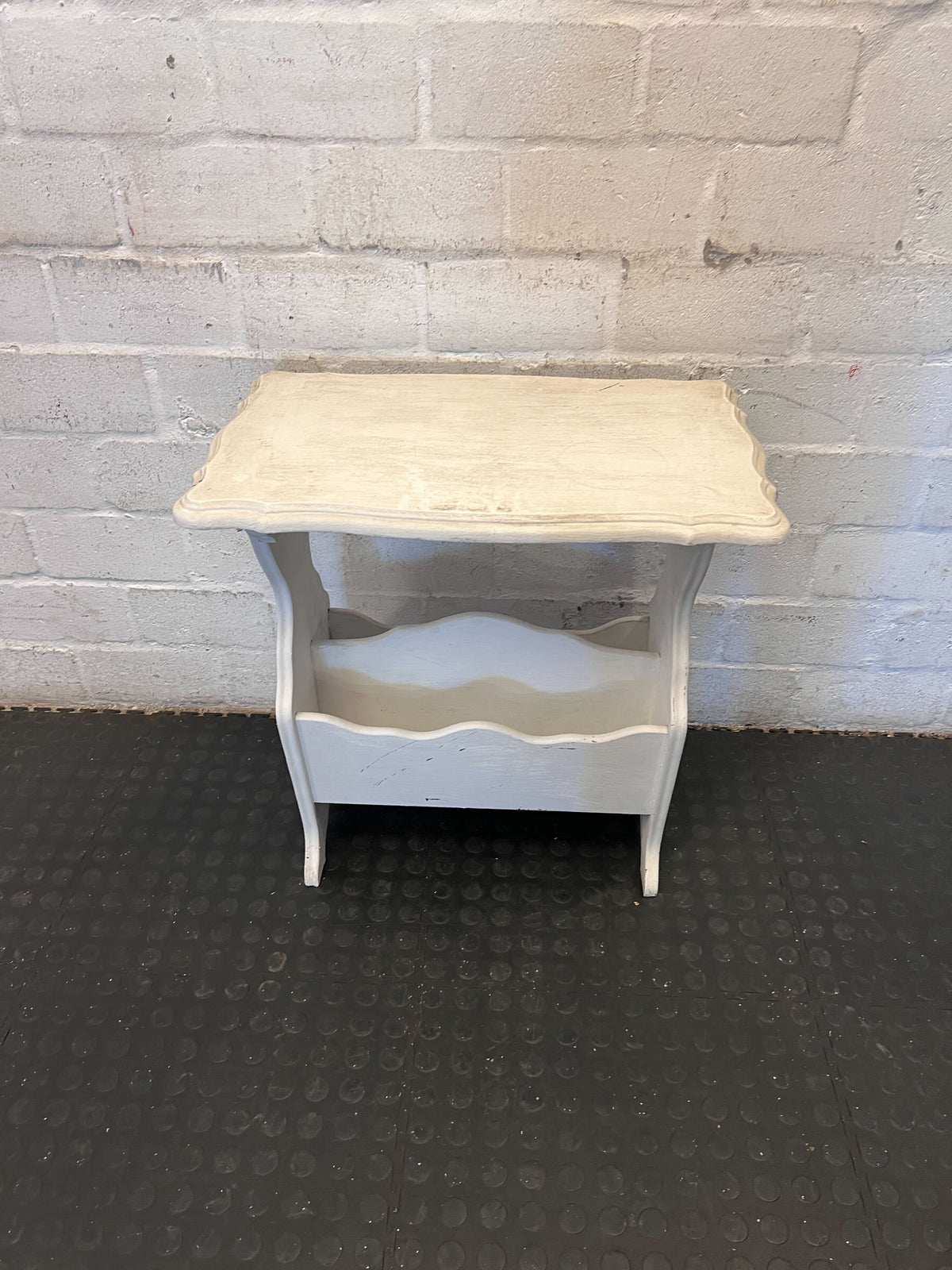 Charming Shabby Chic Side Table with Magazine Rack - 2ndhandwarehouse.com