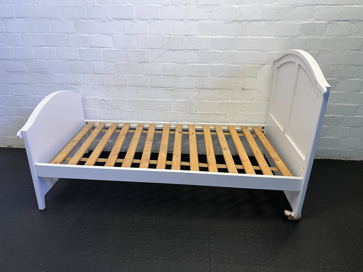 Charming White Wooden Single Bed Frame with Minimal Wear - REDUCED
