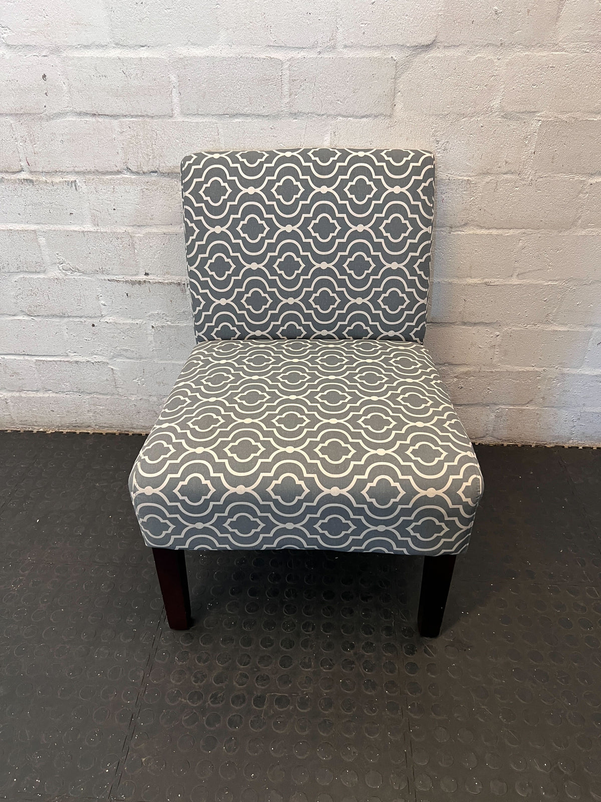 Chic Grey & White Geometric Slipper Chair