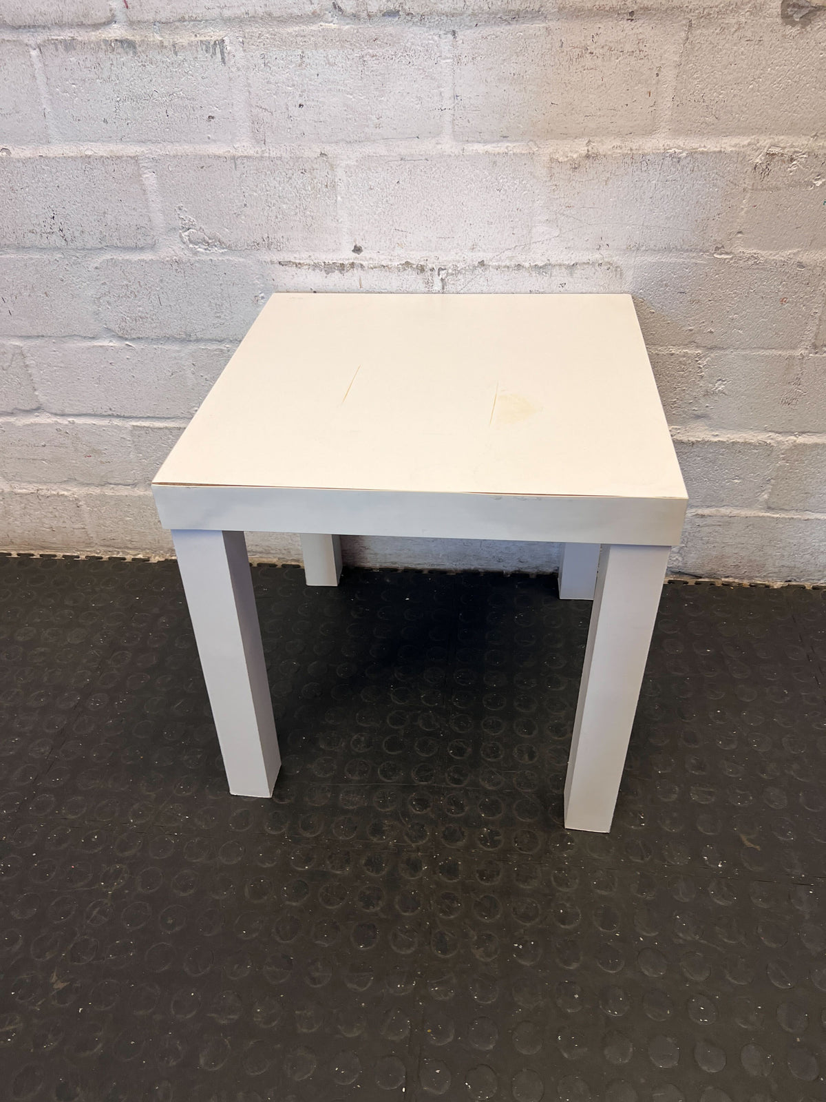 Chic Light Grey Square Side Table - Versatile Accent Piece - 2ndhandwarehouse.com