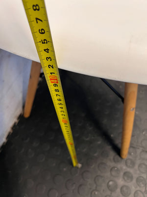 Chic White Plastic Dining Chair with Wooden Legs - Minor Wear - 2ndhandwarehouse.com