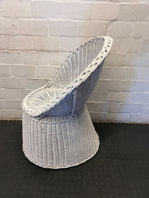 Chic White Wicker Rattan Accent Chair - 2ndhandwarehouse.com