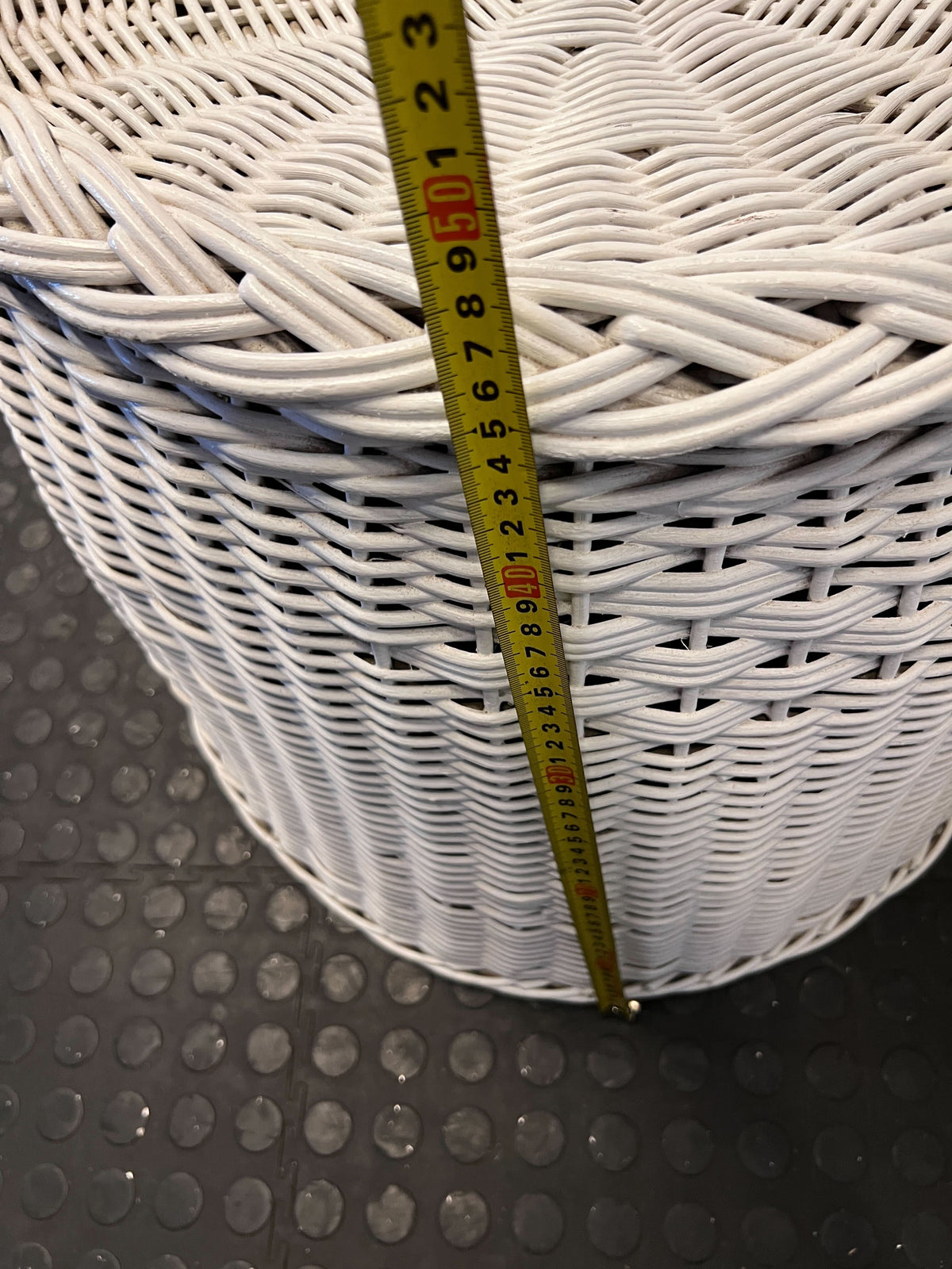 Chic White Wicker Rattan Accent Chair - 2ndhandwarehouse.com