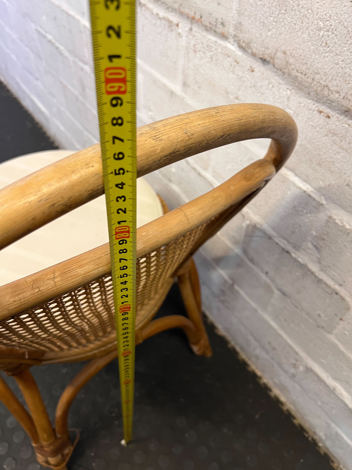 Chic Rattan Dining Chair with Cream Cushion – Vintage Style - PRICE DROP - 2ndhandwarehouse.com