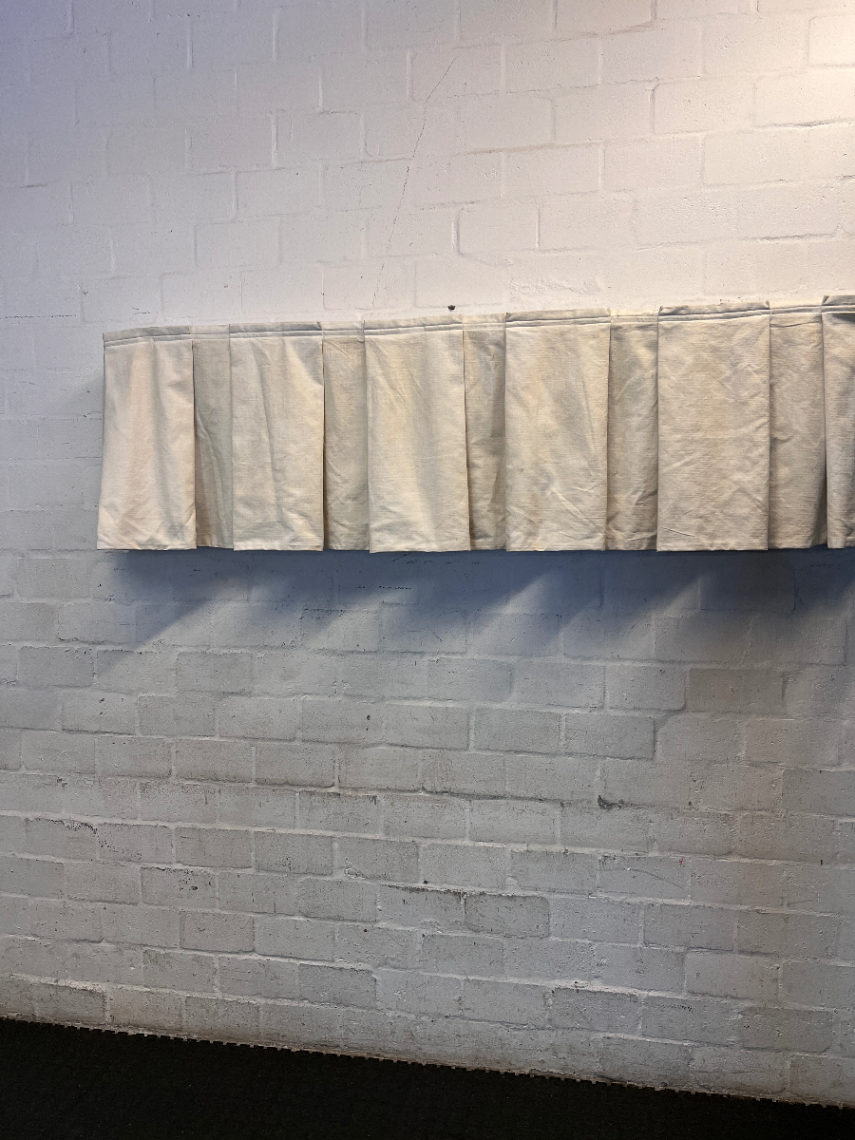 Classic Cream Pleated Curtain Valance - 2ndhandwarehouse.com