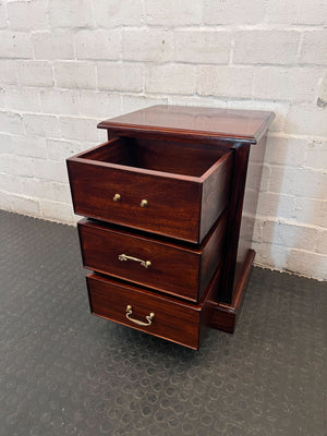 Classic Dark Wood 3-Drawer Bedside Cabinet ✨