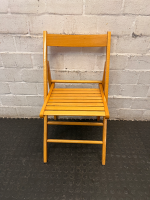 Classic Honey-Toned Wooden Folding Chair - 2ndhandwarehouse.com