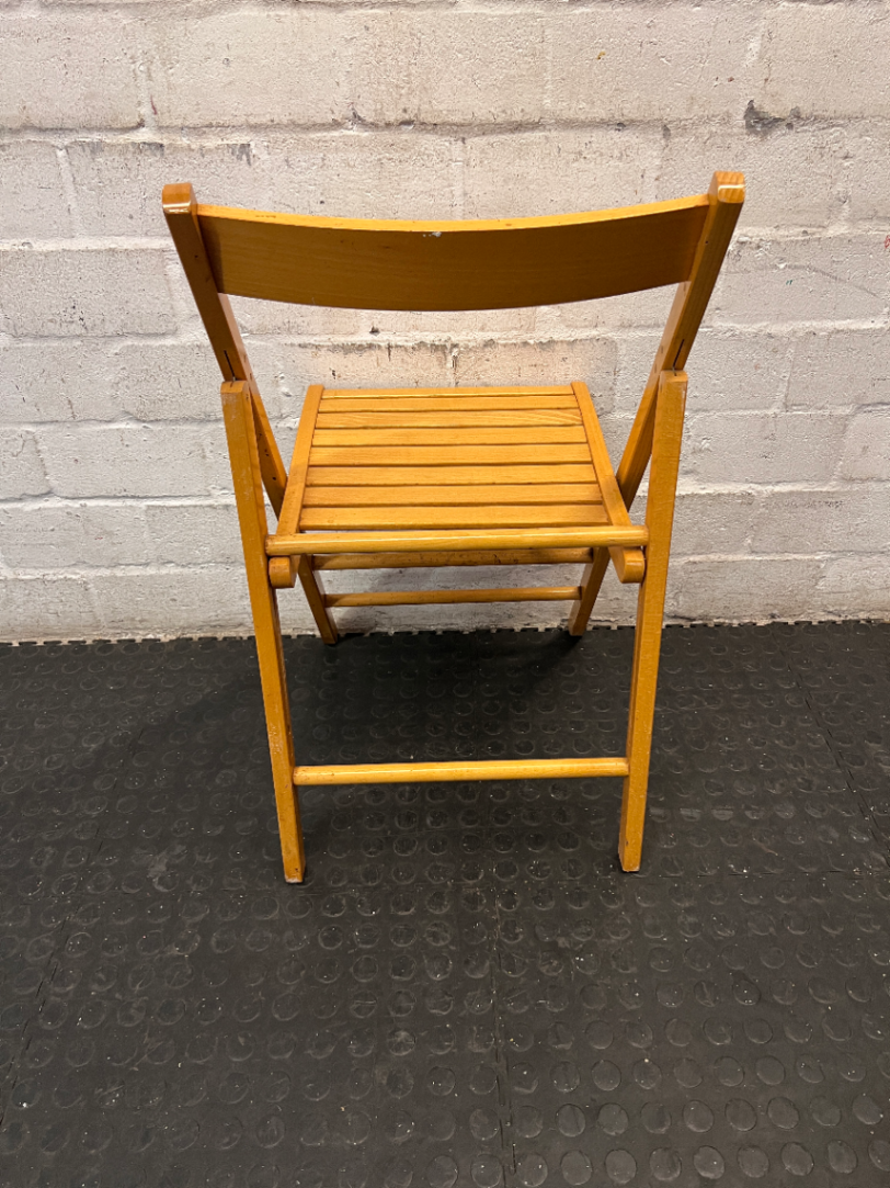 Classic Honey-Toned Wooden Folding Chair - 2ndhandwarehouse.com