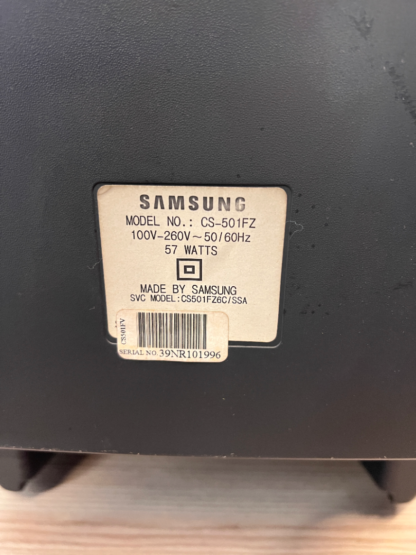 Classic Samsung Hitron Matte Black CRT TV with Remote - 2ndhandwarehouse.com