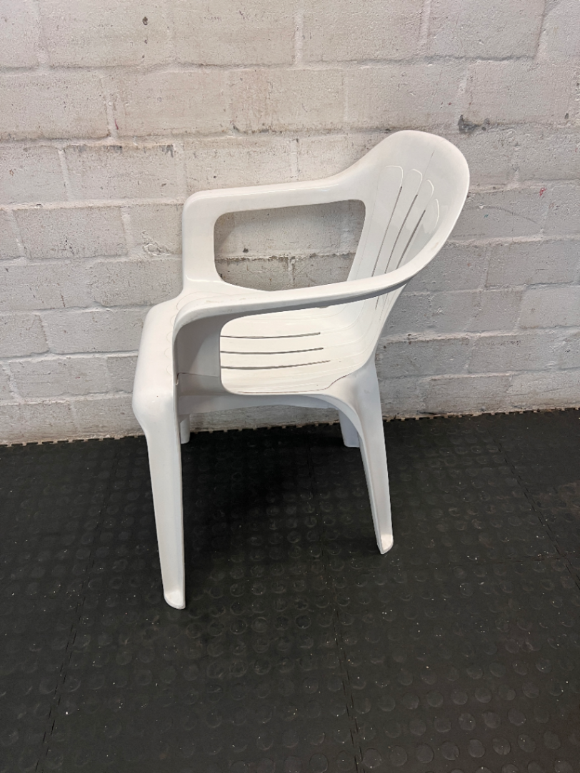 Classic White Outdoor Plastic Chair with Armrests - 2ndhandwarehouse.com