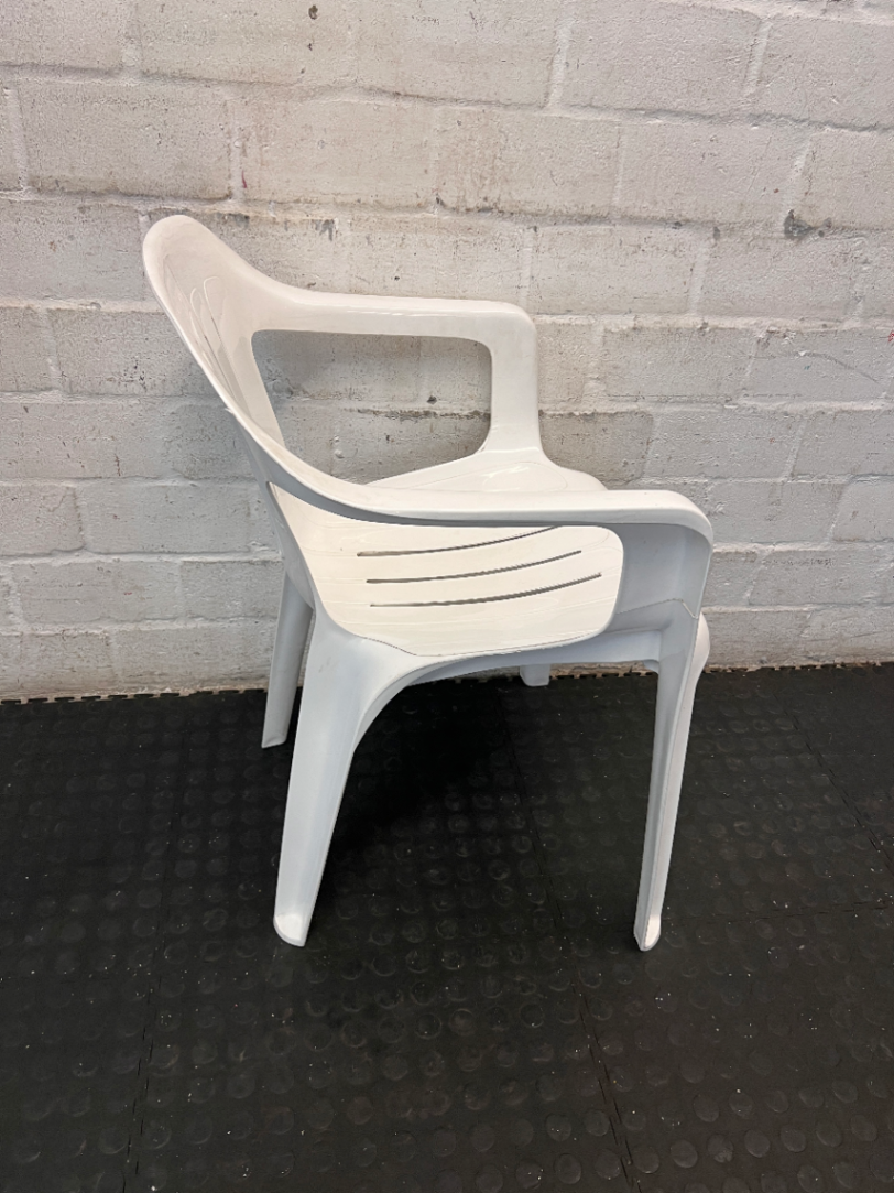 Classic White Outdoor Plastic Chair with Armrests - 2ndhandwarehouse.com