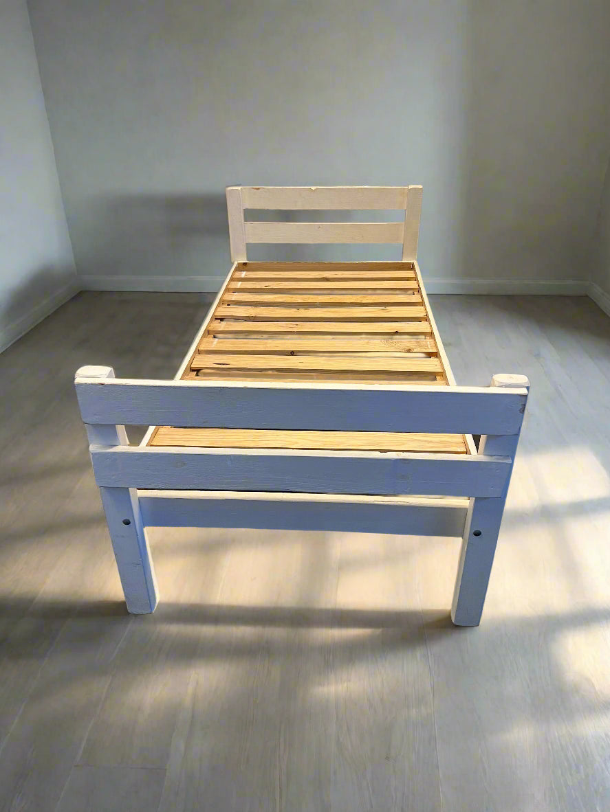 Classic White Wooden Single Bed Frame with Slatted Base - REDUCED