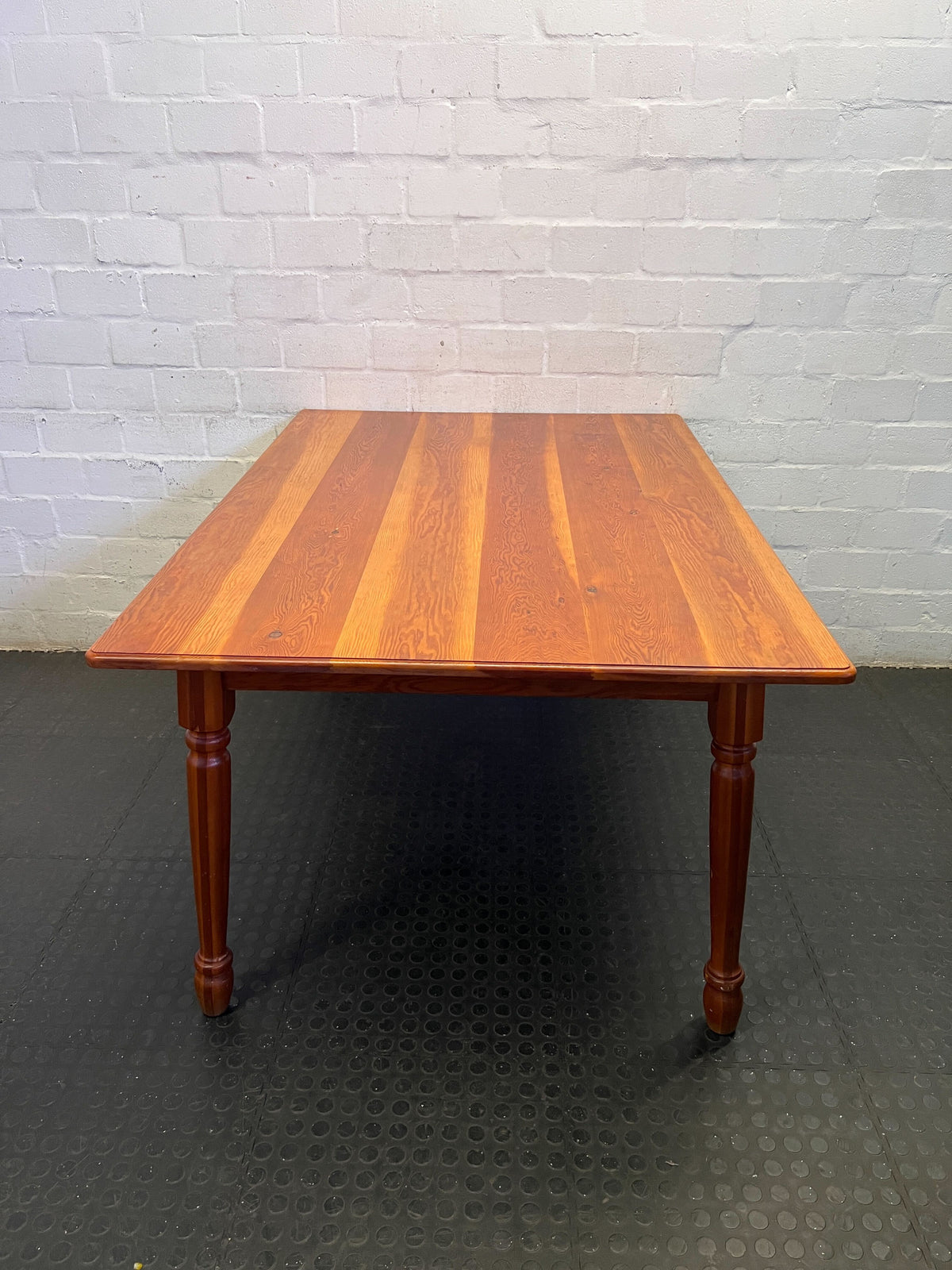 Classic Wooden Dining Table with Turned Legs ✨