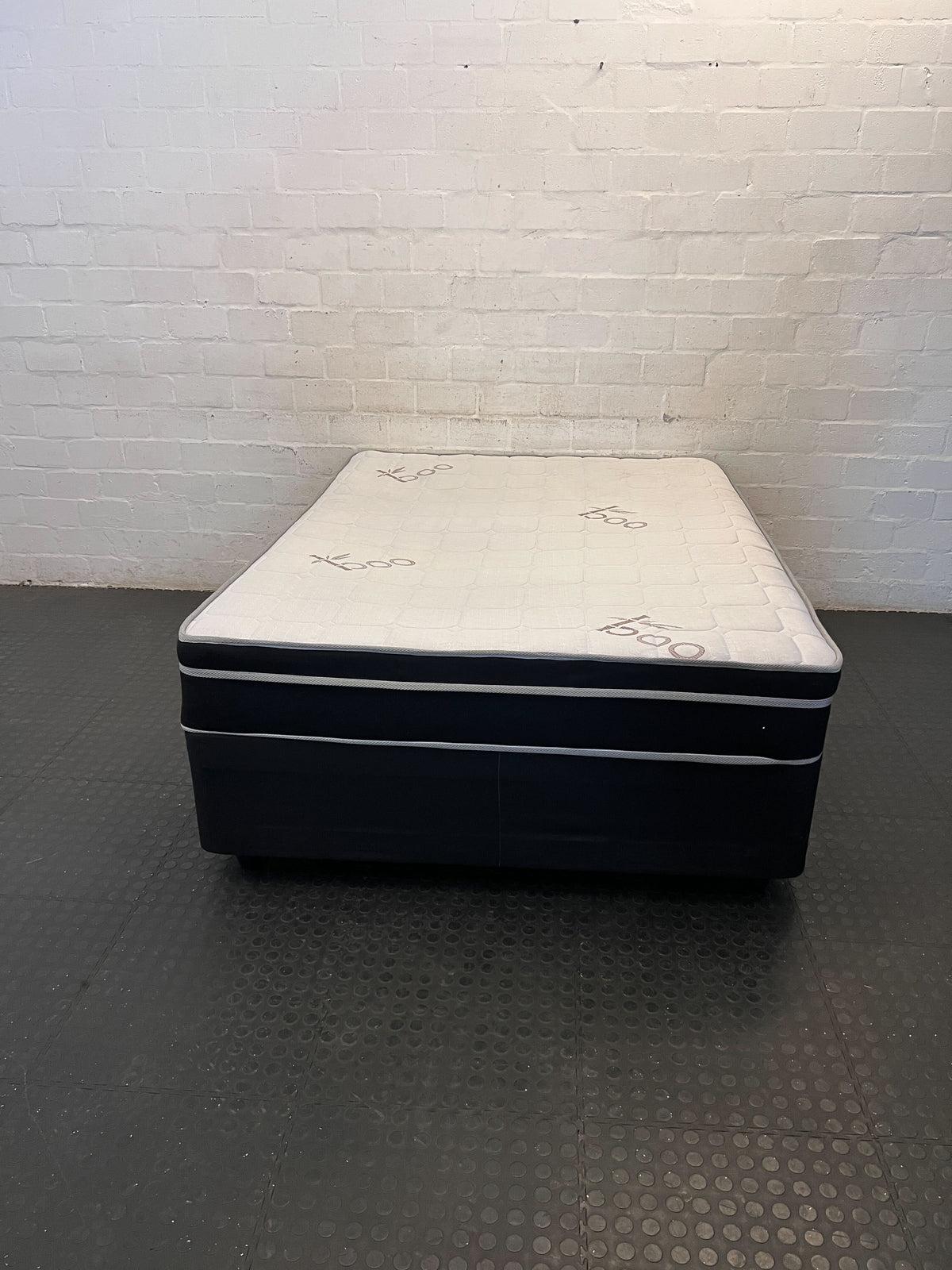 Comfortable Bamboo Mattress & Base Set - Double Size - 2ndhandwarehouse.com