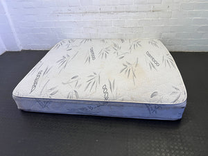 Comfortable Bamboo King Mattress – Good Condition, Minor Signs of Use - 2ndhandwarehouse.com