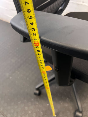 Comfortable Black Mesh Office Chair with Adjustable Arms – Minor Wear