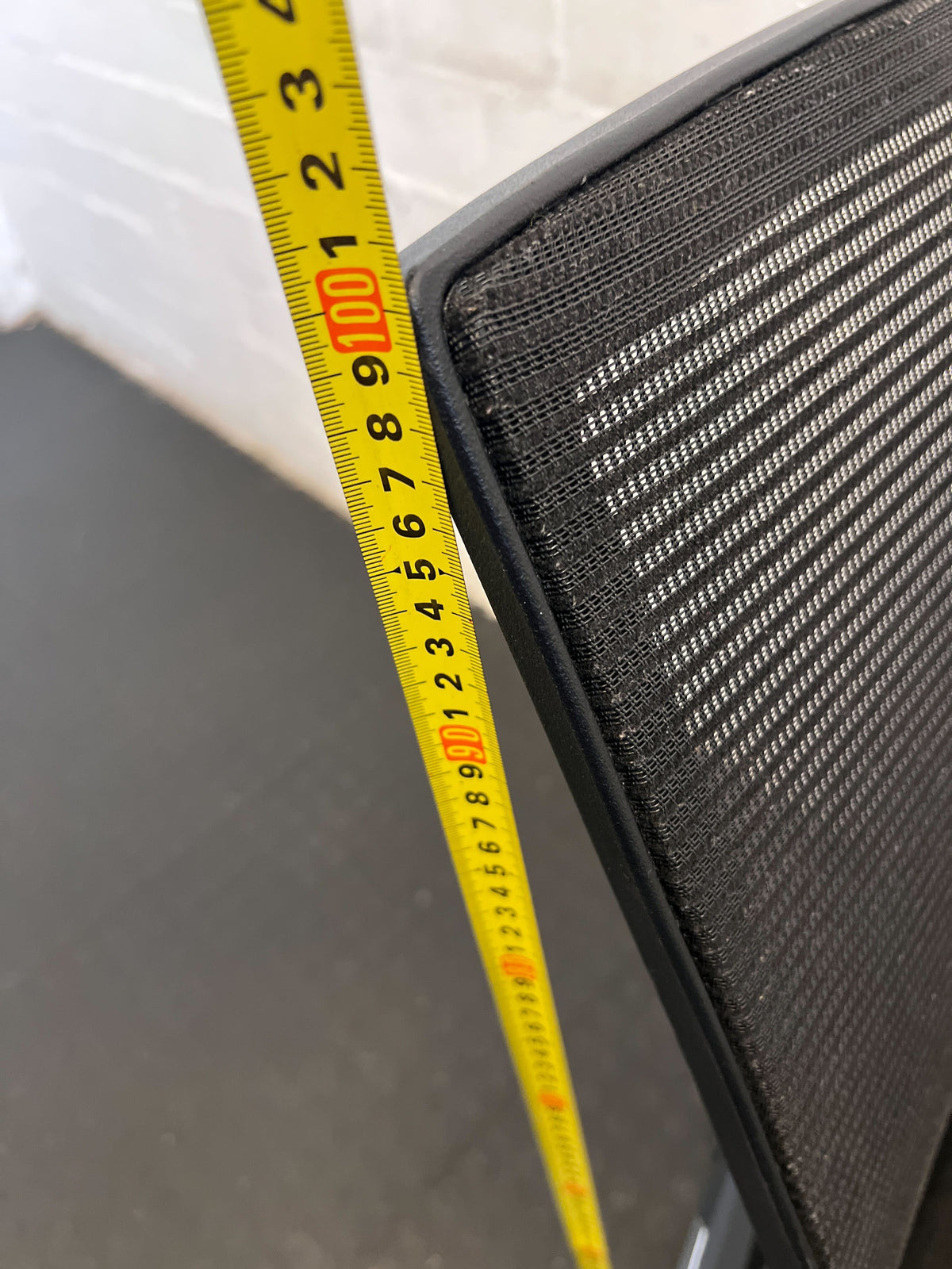 Comfortable Black Mesh Office Chair with Adjustable Arms – Minor Wear