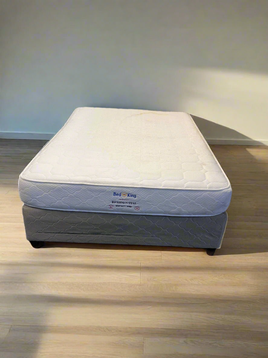 Comfortable Double Bed Base and Mattress Set in White