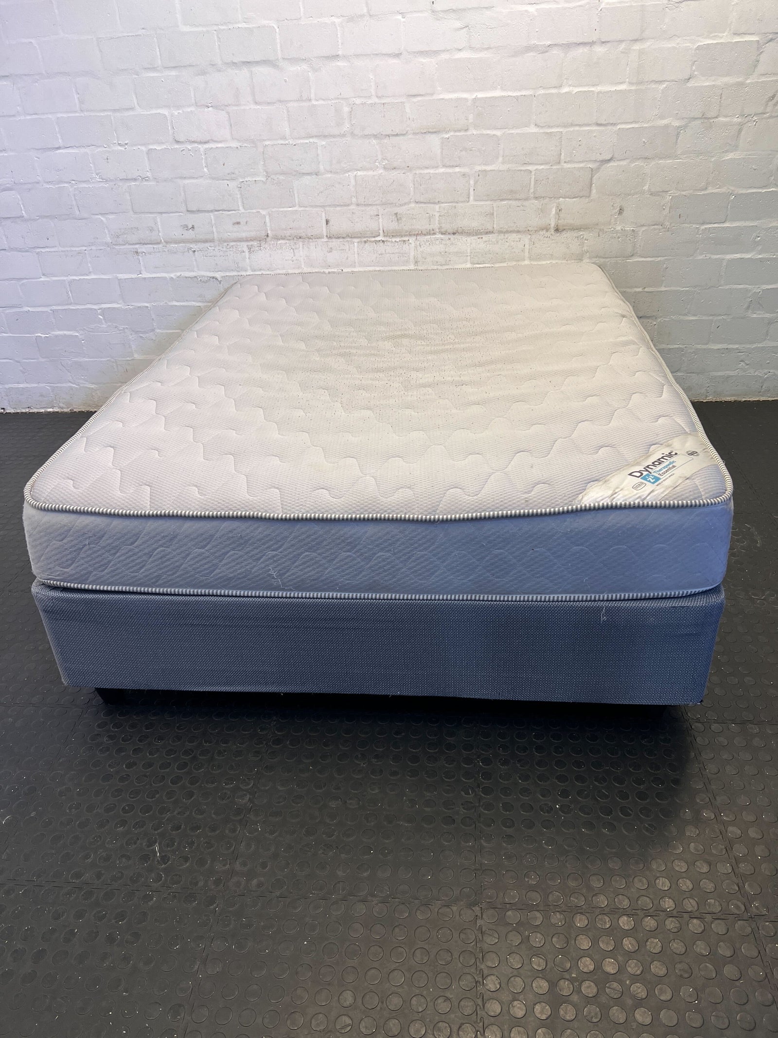 Comfortable Grey Queen Mattress with Minor Blemishes