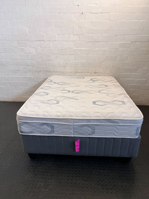 Comfortable Queen Mattress & Upholstered Base Set