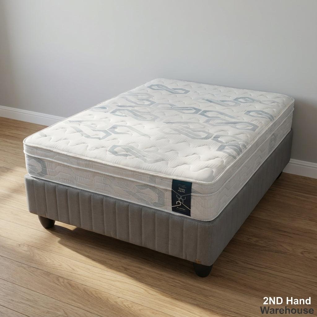 Comfortable Queen Mattress & Upholstered Base Set