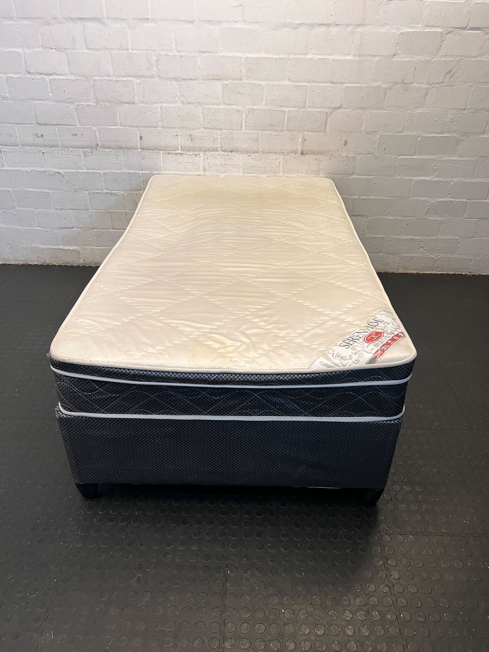 Comfortable Single Bed Mattress with Minor Wear - Great Value