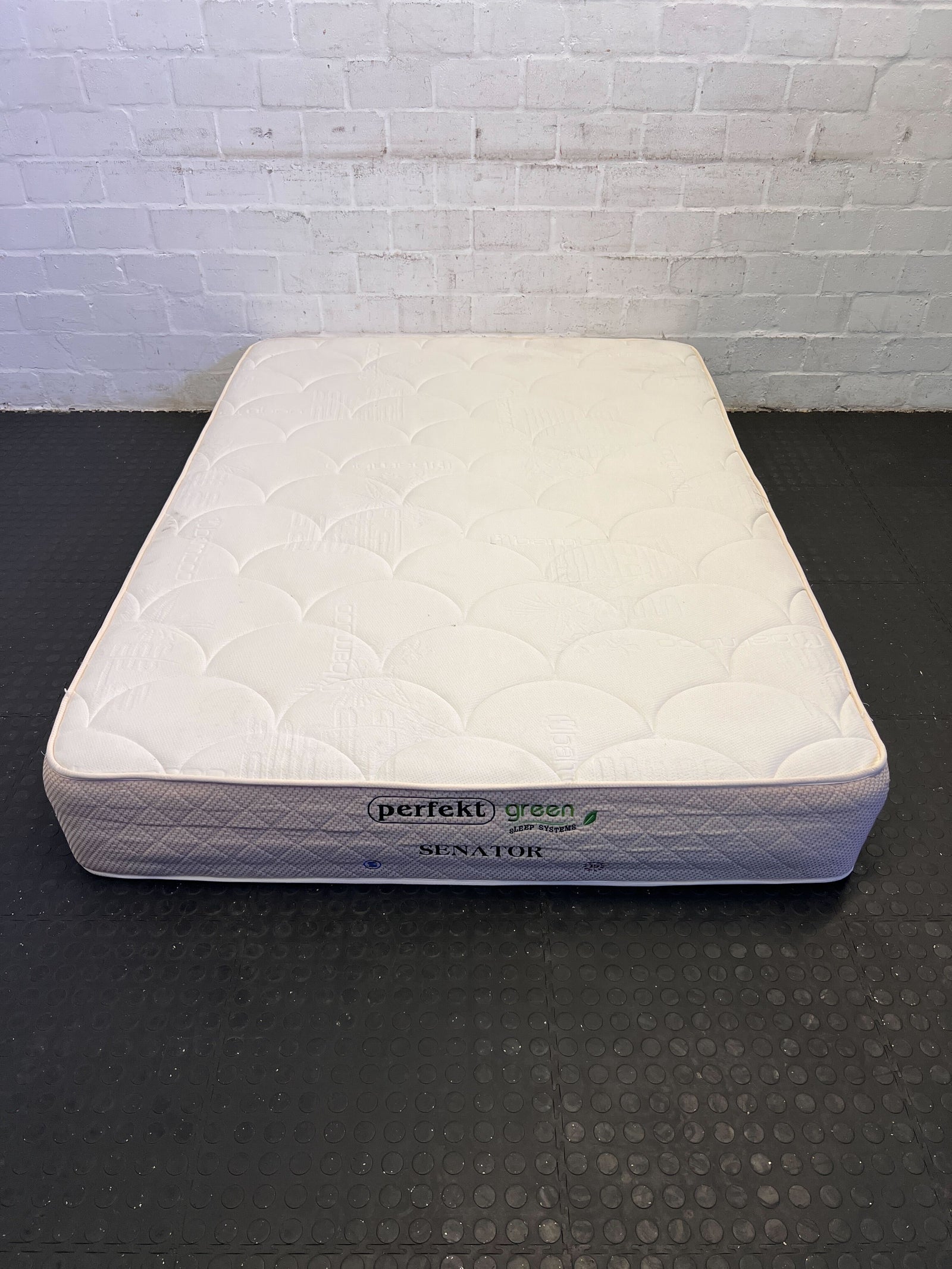 Comfortable White Perfect Green Senator Mattress | Minor Wear