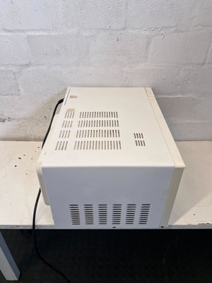 Compact & Convenient Defy Microwave Oven