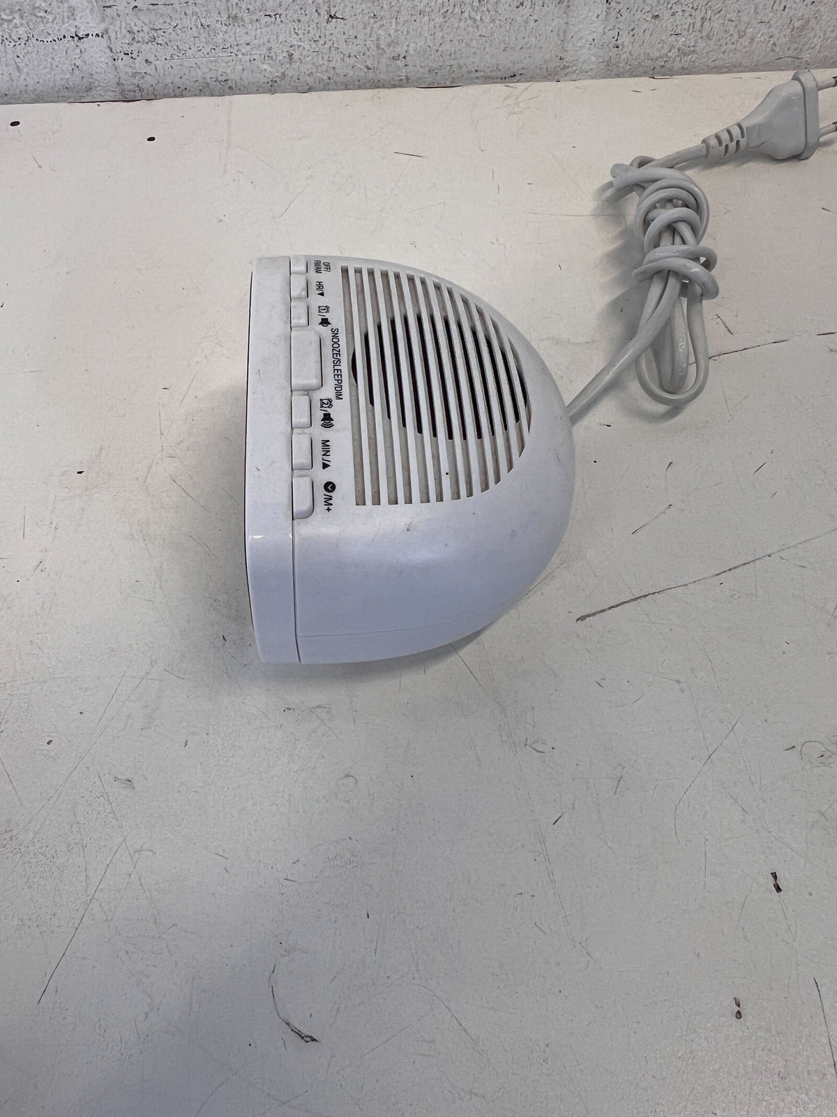Compact Safeway Digital Alarm Clock with Minor Scratches - 2ndhandwarehouse.com