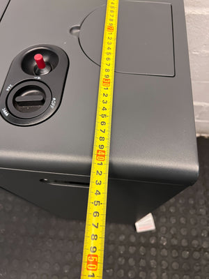 Compact Salton Gas Heater – Sleek Black, Efficient & Reliable