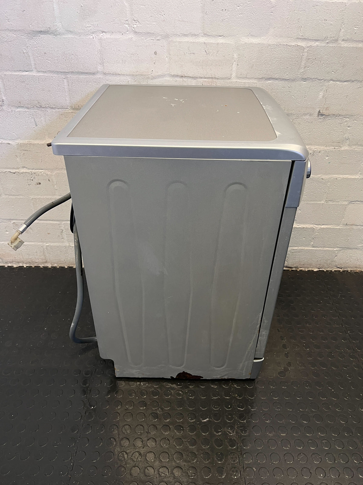 Compact Silver Defy Dishwasher - It Trips The Electricity - 2ndhandwarehouse.com
