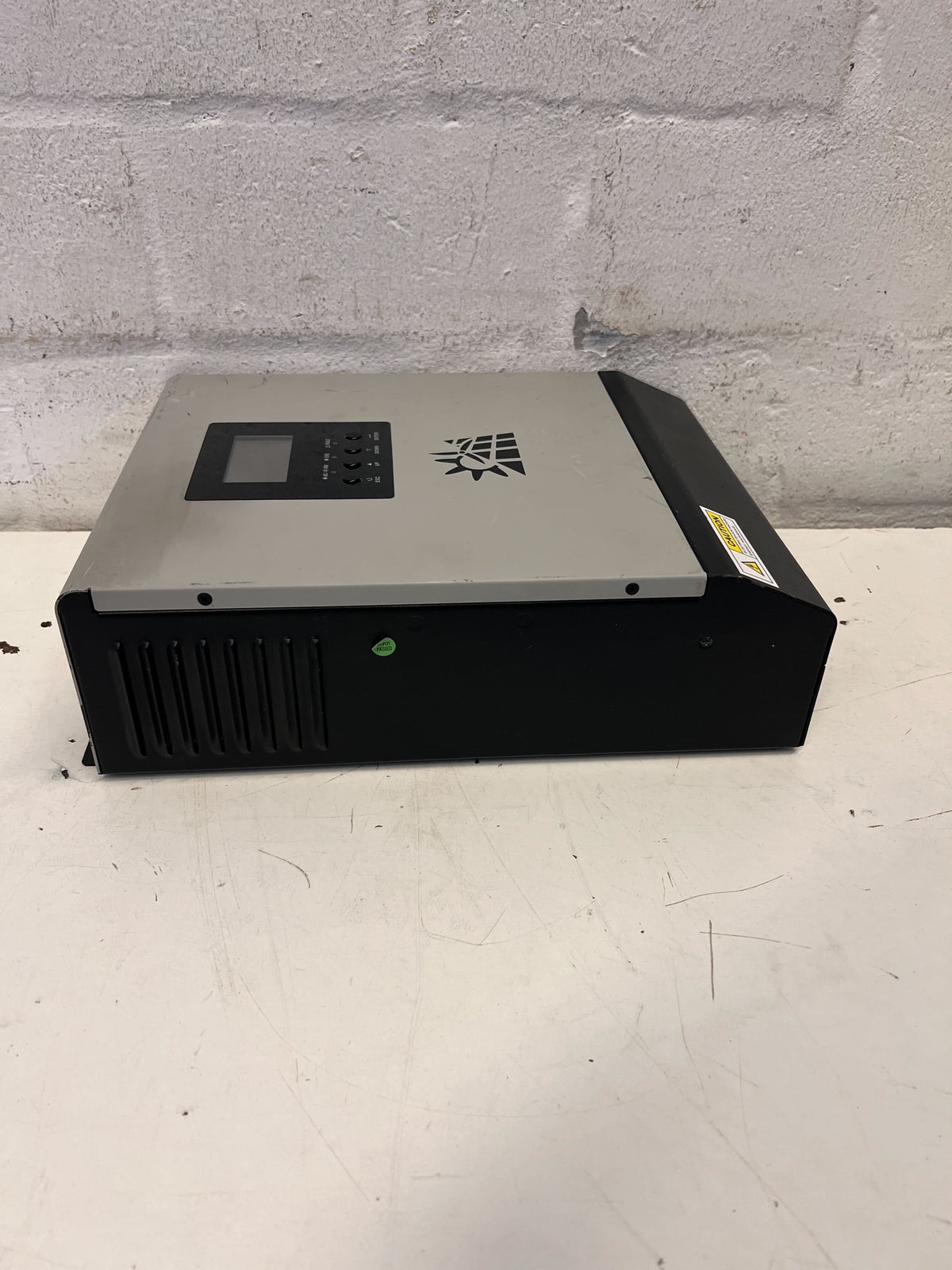 Compact Silver Solar Inverter with LCD Display – Like New! - 2ndhandwarehouse.com