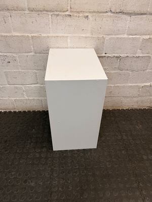 Compact White 2-Tier Shelving Unit