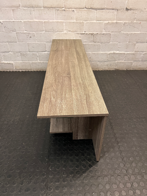 Contemporary Oak-Finish TV Unit with Glass Shelf — Fair Condition with Minimal Damage