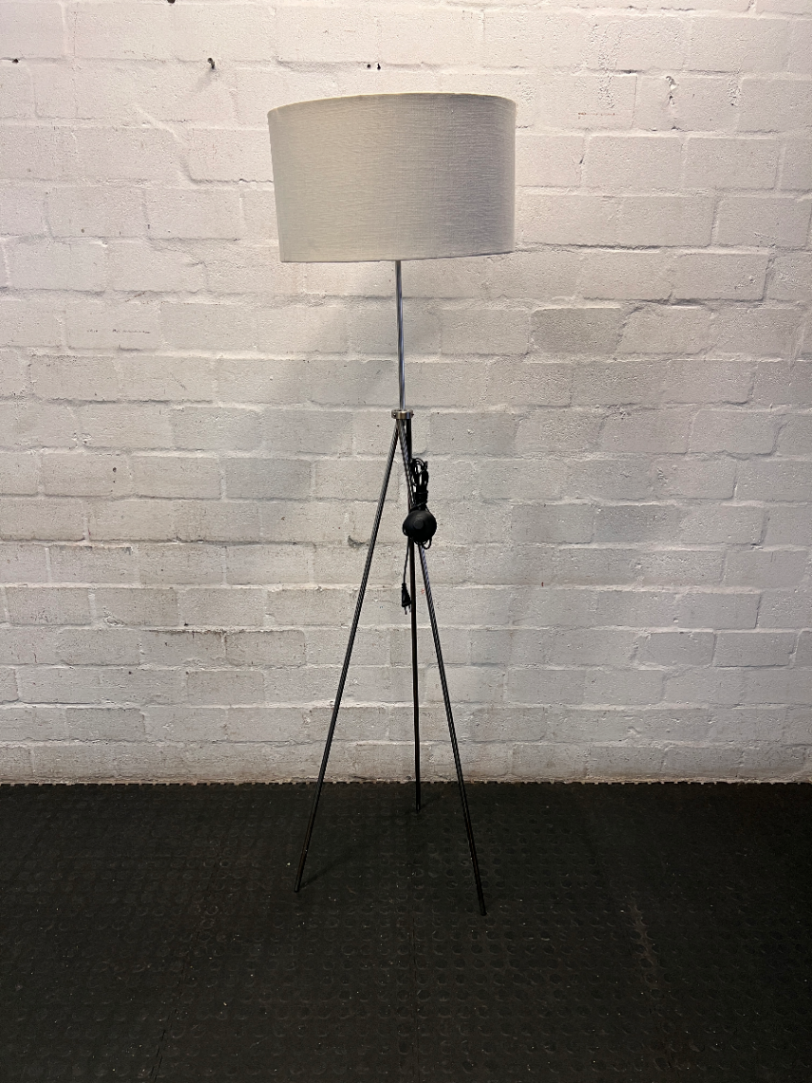 Contemporary Tripod Floor Lamp with Chrome Finish Base — Fair Condition with Visible Wear