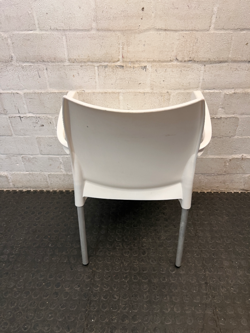 White Moulded Outdoor Chair with Metal Legs