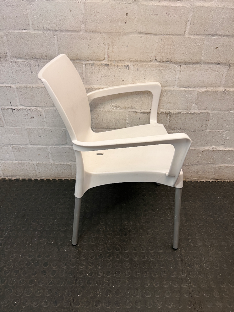 White Moulded Outdoor Chair with Metal Legs