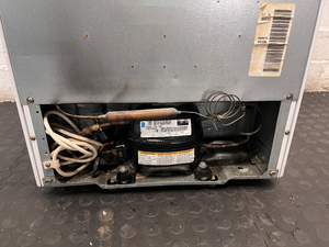 Daewoo White Bar Fridge - Needs Review / For Repair - 2ndhandwarehouse.com
