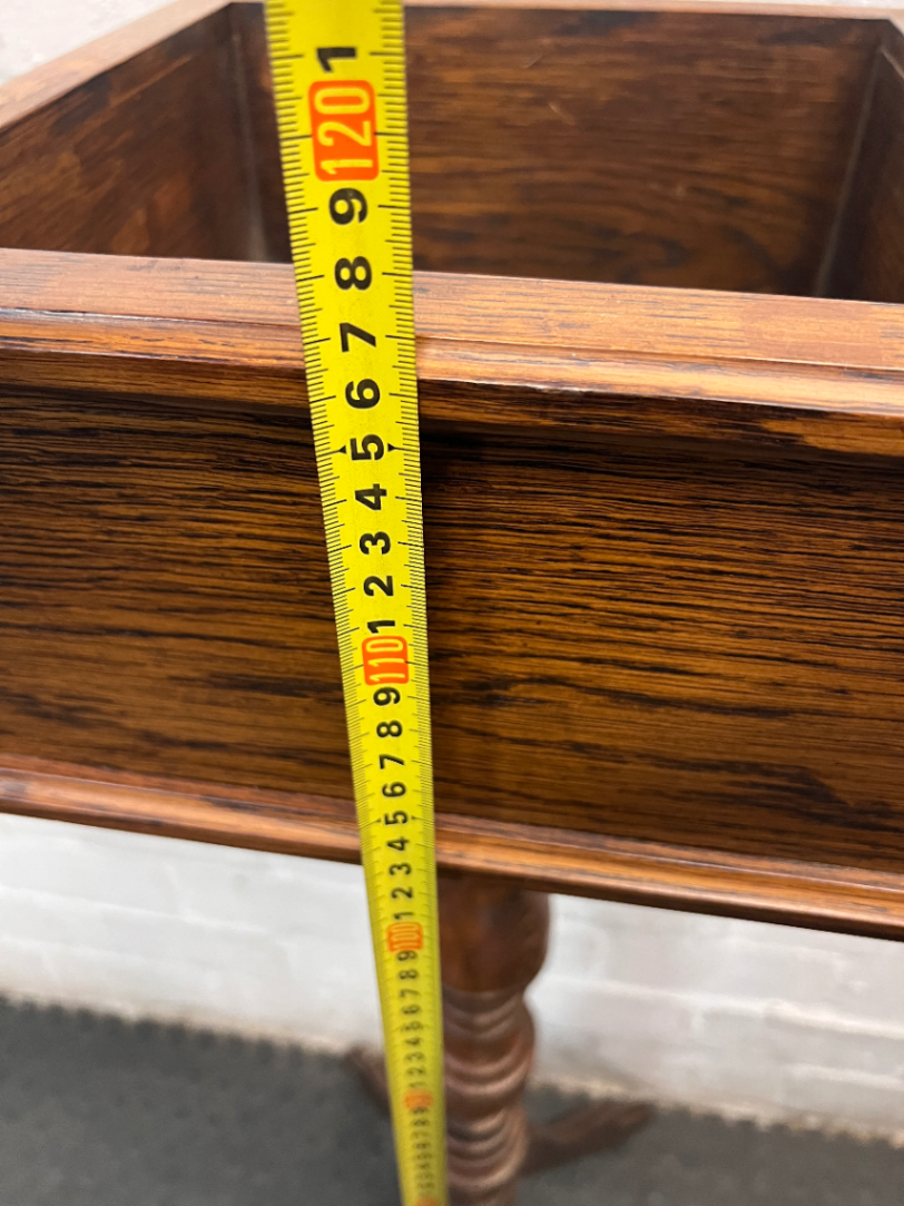 Traditional Dark Wood Turned Pedestal Planter Stand