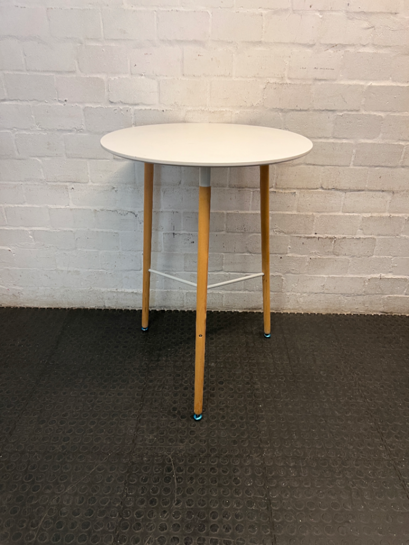 Decofurn Capri Round Table with Wooden Legs — Visible Wear and Architectural Loose Parts