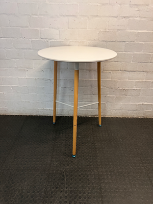 Decofurn Capri Round Table with Wooden Legs — Visible Wear and Architectural Loose Parts