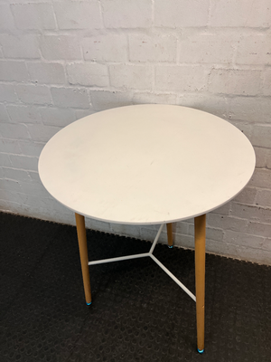 Decofurn Capri Round Table with Wooden Legs — Visible Wear and Architectural Loose Parts
